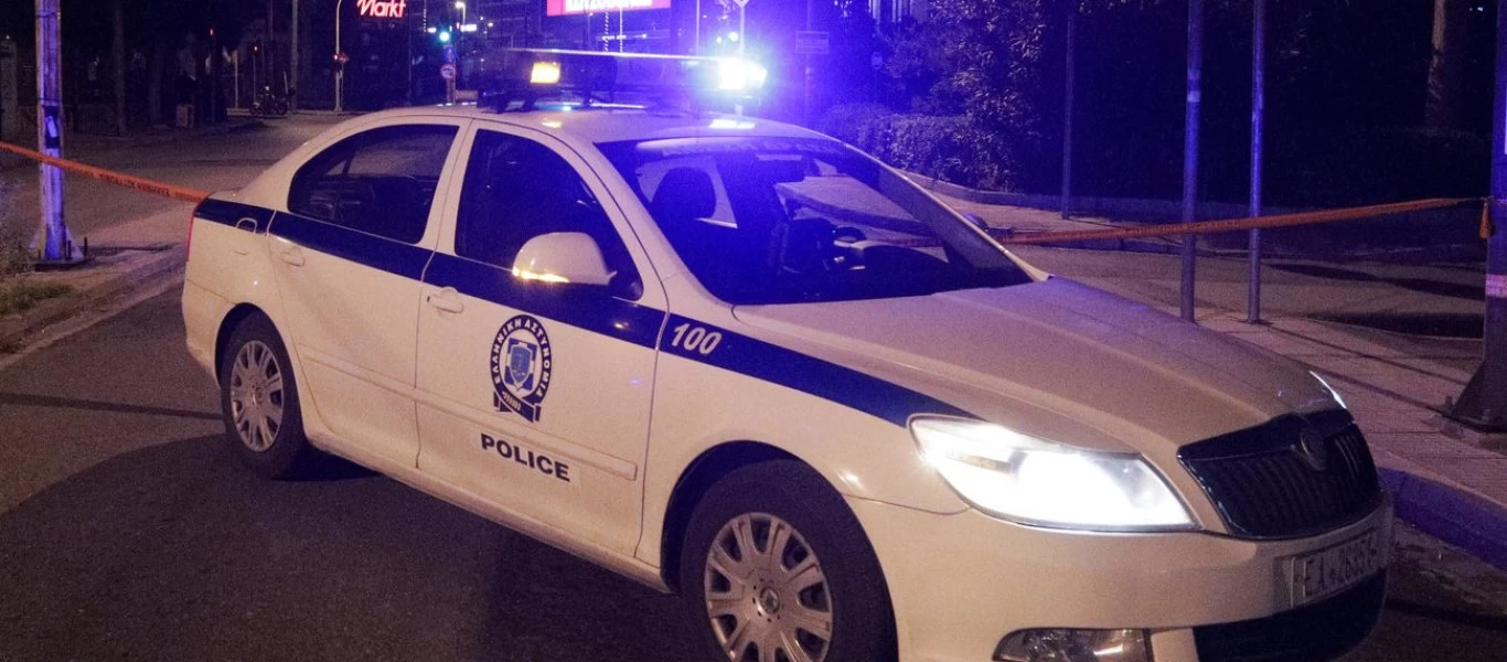 Ηλιούπολη: Νέα στοιχεία για τον 47χρονο που πήγε να σκοτώσει την αδερφή του - Εκτός από αλυσοπρίονο είχε και τσεκούρι